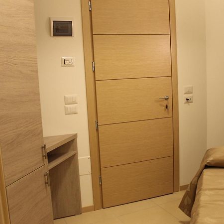 Hotel Villa Enea كاتوليكا الغرفة الصورة
