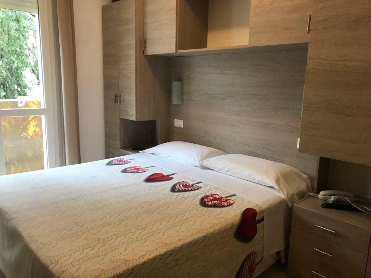 Hotel Villa Enea كاتوليكا المظهر الخارجي الصورة